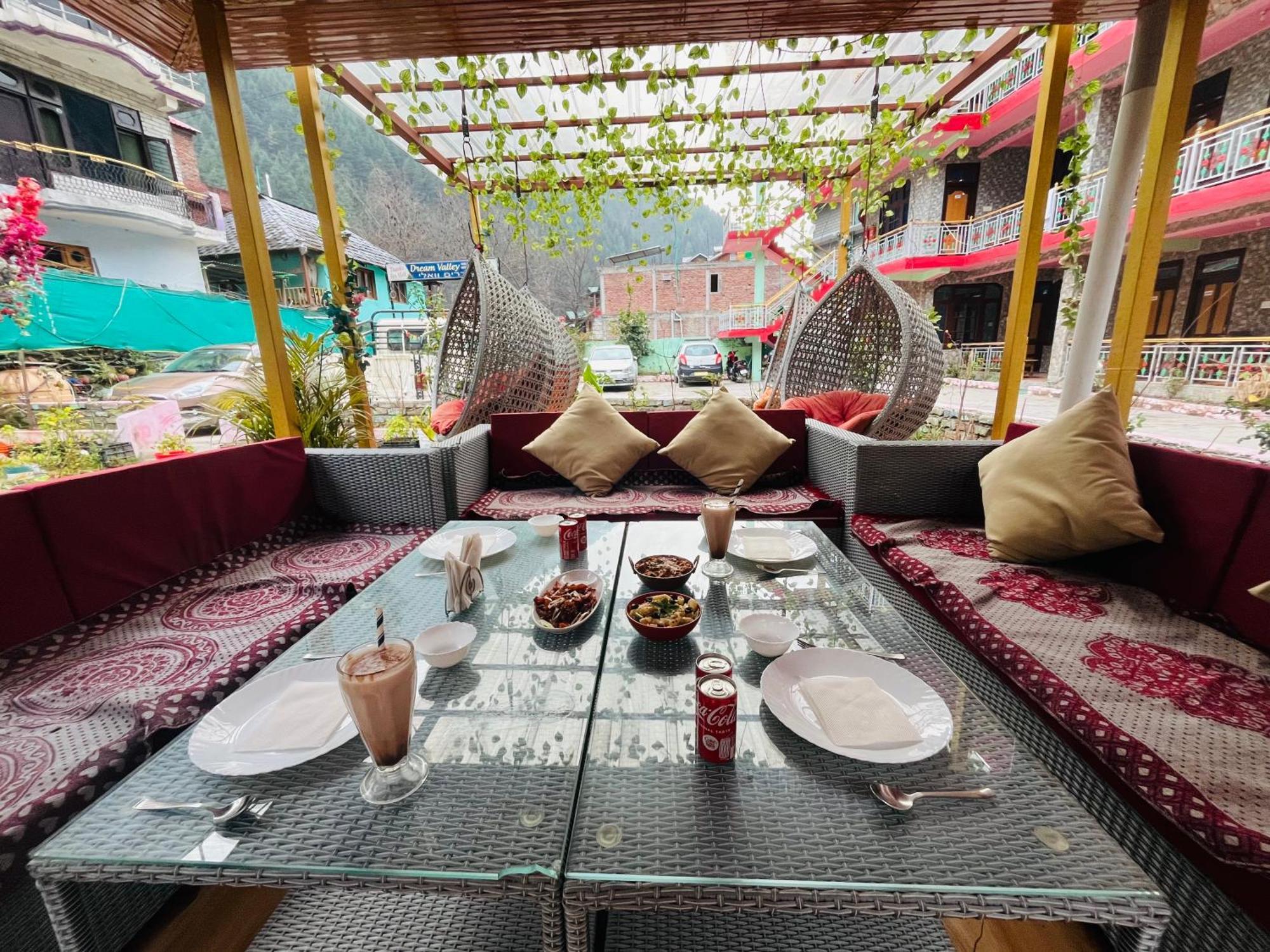 Russian Unit Kasol By Valley Exterior photo