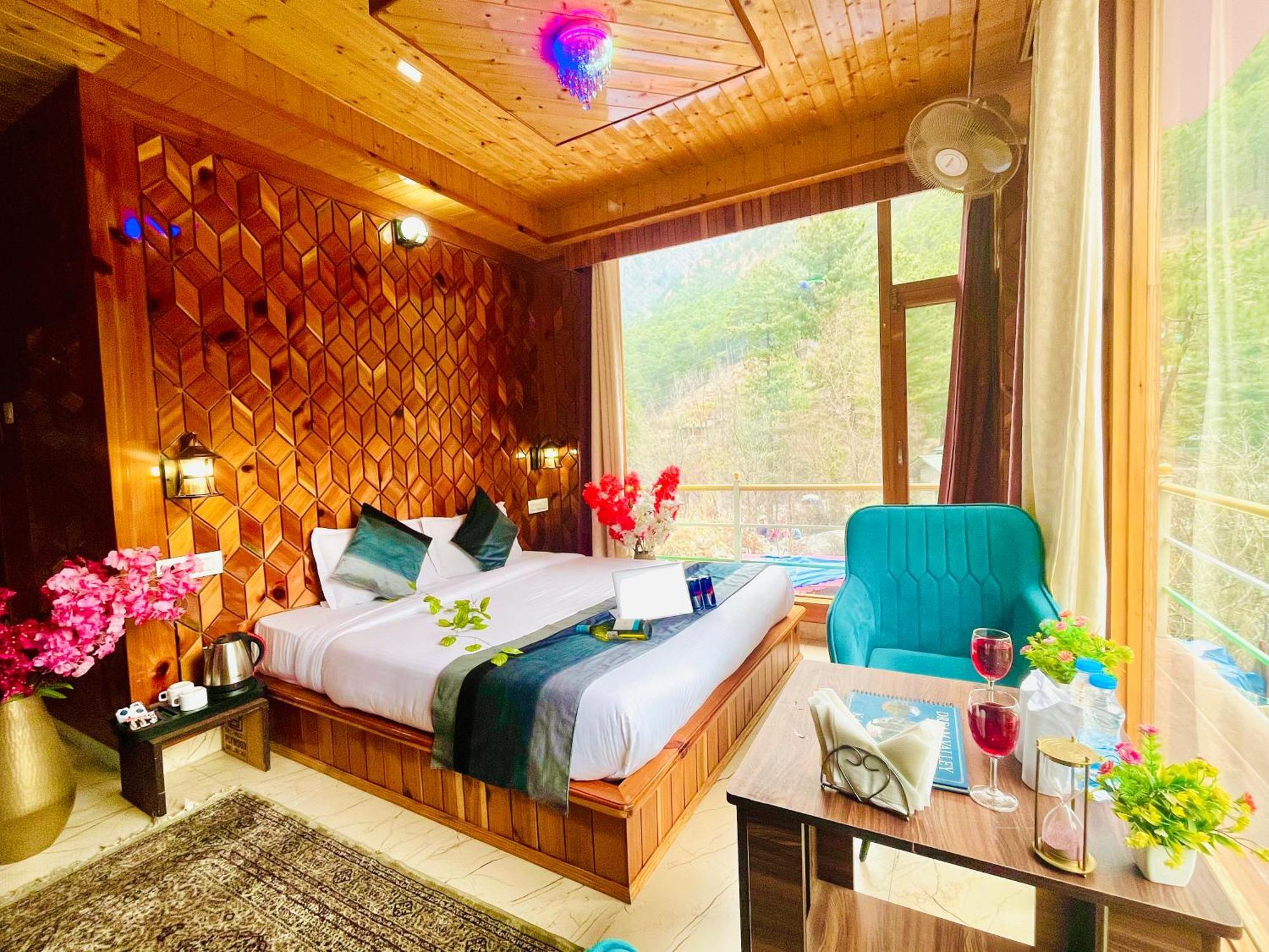 Russian Unit Kasol By Valley Exterior photo
